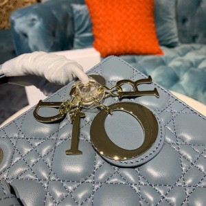 Christian Dior Lady Dior Bag 20cm Gold Hardware Lambskin Leather Spring/Summer 2020 Collection - Image 8