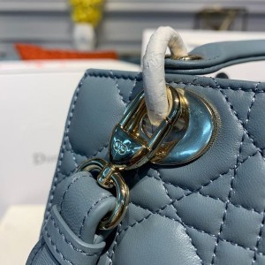 Christian Dior Lady Dior Bag 20cm Gold Hardware Lambskin Leather Spring/Summer 2020 Collection - Image 8