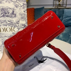 Christian Dior Lady Dior Bag 20cm Gold Hardware Patent Leather Spring/Summer 2020 Collection - Image 3