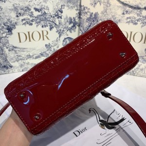 Christian Dior Lady Dior Bag 20cm Gold Hardware Patent Leather Spring/Summer 2020 Collection - Image 4