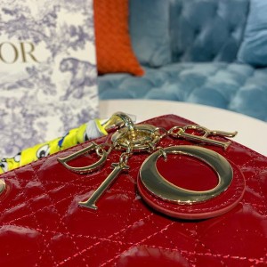 Christian Dior Lady Dior Bag 20cm Gold Hardware Patent Leather Spring/Summer 2020 Collection - Image 4