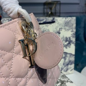 Christian Dior Lady Dior Bag 20cm Gold Hardware Patent Leather Spring/Summer 2020 Collection - Image 4