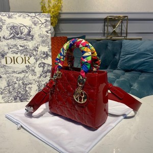 Christian Dior Lady Dior Bag 20cm Gold Hardware Patent Leather Spring/Summer 2020 Collection - Image 4