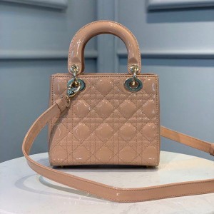 Christian Dior Lady Dior Bag 20cm Gold Hardware Patent Leather Spring/Summer 2020 Collection - Image 4