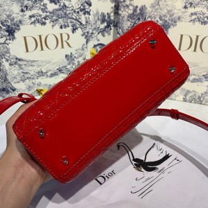 Christian Dior Lady Dior Bag 20cm Gold Hardware Patent Leather Spring/Summer 2020 Collection - Image 5