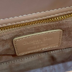 Christian Dior Lady Dior Bag 20cm Gold Hardware Patent Leather Spring/Summer 2020 Collection - Image 5