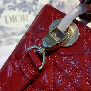 Christian Dior Lady Dior Bag 20cm Gold Hardware Patent Leather Spring/Summer 2020 Collection - Image 6