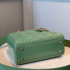 Christian Dior Lady Dior Bag 20cm Gold Hardware Patent Leather Spring/Summer 2020 Collection - Image 7