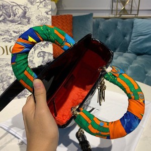 Christian Dior Lady Dior Bag 20cm Gold Hardware Patent Leather Spring/Summer 2020 Collection - Image 8