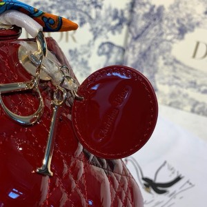 Christian Dior Lady Dior Bag 20cm Gold Hardware Patent Leather Spring/Summer 2020 Collection - Image 8