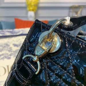 Christian Dior Lady Dior Bag 20cm Gold Hardware Patent Leather Spring/Summer 2020 Collection - Image 8