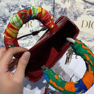 Christian Dior Lady Dior Bag 20cm Gold Hardware Patent Leather Spring/Summer 2020 Collection - Image 9