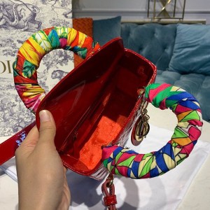 Christian Dior Lady Dior Bag 20cm Gold Hardware Patent Leather Spring/Summer 2020 Collection - Image 9