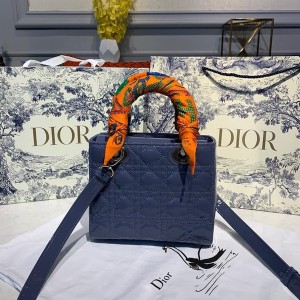 Christian Dior Lady Dior Bag 20cm Silver Hardware Patent Leather Spring/Summer 2020 Collection - Image 3