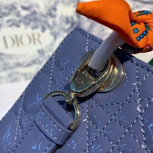Christian Dior Lady Dior Bag 20cm Silver Hardware Patent Leather Spring/Summer 2020 Collection - Image 7