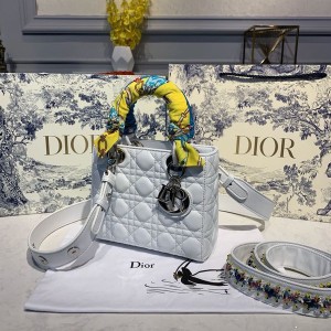 Christian Dior Lady Dior Bag 20cm Silver Hardware with Embellished Bag Strap Lambskin Leather Spring/Summer 2020 Collection - Image 3