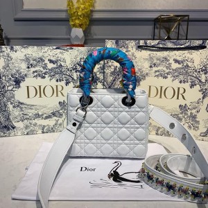 Christian Dior Lady Dior Bag 20cm Silver Hardware with Embellished Bag Strap Lambskin Leather Spring/Summer 2020 Collection - Image 7