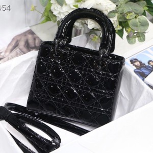 Christian Dior Lady Dior Bag 20cm Ultramatte Shiny Hardware Patent Leather Fall/Winter 2021 Collection - Image 3
