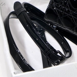 Christian Dior Lady Dior Bag 20cm Ultramatte Shiny Hardware Patent Leather Fall/Winter 2021 Collection - Image 8