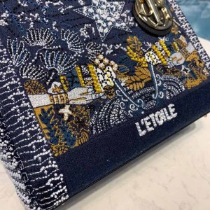 Christian Dior Lady Dior Bag 24cm Embroidered "L'Etoile" Gold Hardware Lambskin Leather Spring/Summer 2020 Collection - Image 3