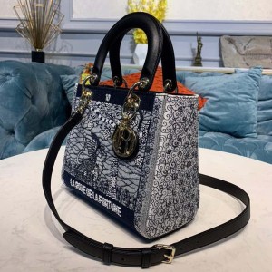 Christian Dior Lady Dior Bag 24cm Embroidered "La Roue La Fortune" Gold Hardware Lambskin Leather Spring/Summer 2020 Collection - Image 3