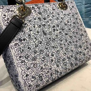 Christian Dior Lady Dior Bag 24cm Embroidered "La Roue La Fortune" Gold Hardware Lambskin Leather Spring/Summer 2020 Collection - Image 7