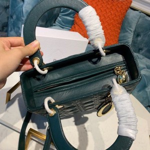 Christian Dior Lady Dior Bag 24cm Gold Hardware Lambskin Leather Spring/Summer 2020 Collection - Image 5