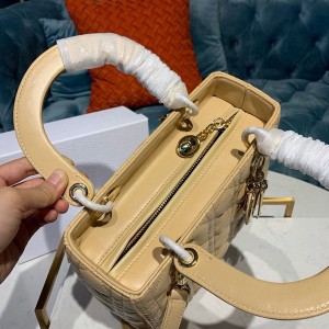 Christian Dior Lady Dior Bag 24cm Gold Hardware Lambskin Leather Spring/Summer 2020 Collection - Image 6