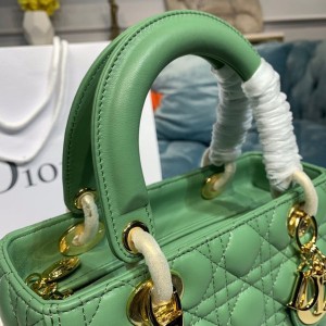 Christian Dior Lady Dior Bag 24cm Gold Hardware Lambskin Leather Spring/Summer 2020 Collection - Image 6