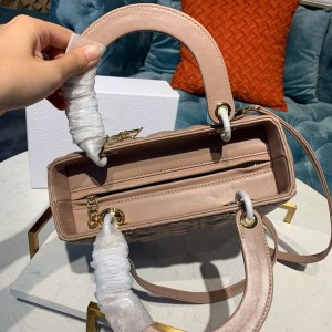 Christian Dior Lady Dior Bag 24cm Gold Hardware Lambskin Leather Spring/Summer 2020 Collection - Image 8