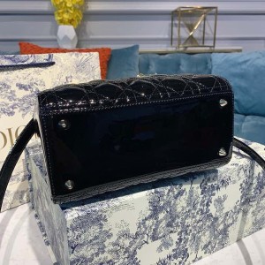 Christian Dior Lady Dior Bag 24cm Gold Hardware Patent Leather Spring/Summer 2020 Collection - Image 4