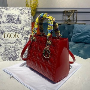 Christian Dior Lady Dior Bag 24cm Gold Hardware Patent Leather Spring/Summer 2020 Collection - Image 4