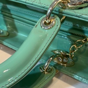 Christian Dior Lady Dior Bag 24cm Gold Hardware Patent Leather Spring/Summer 2020 Collection - Image 4