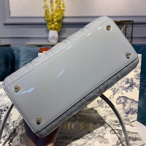 Christian Dior Lady Dior Bag 24cm Gold Hardware Patent Leather Spring/Summer 2020 Collection - Image 5