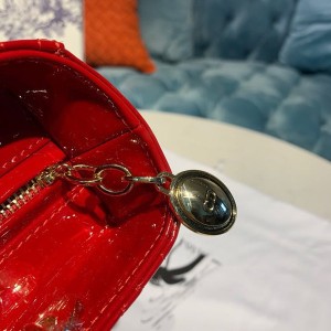Christian Dior Lady Dior Bag 24cm Gold Hardware Patent Leather Spring/Summer 2020 Collection - Image 5