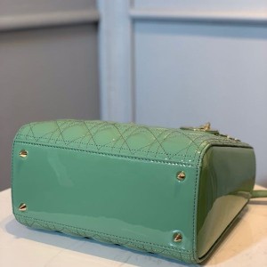 Christian Dior Lady Dior Bag 24cm Gold Hardware Patent Leather Spring/Summer 2020 Collection - Image 6