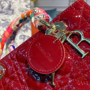 Christian Dior Lady Dior Bag 24cm Gold Hardware Patent Leather Spring/Summer 2020 Collection - Image 7