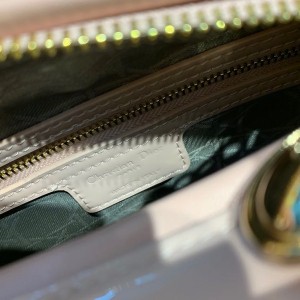 Christian Dior Lady Dior Bag 24cm Gold Hardware Patent Leather Spring/Summer 2020 Collection - Image 7