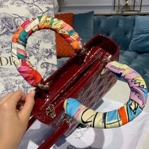 Christian Dior Lady Dior Bag 24cm Gold Hardware Patent Leather Spring/Summer 2020 Collection - Image 9
