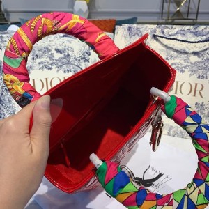 Christian Dior Lady Dior Bag 24cm Gold Hardware Patent Leather Spring/Summer 2020 Collection - Image 9