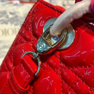 Christian Dior Lady Dior Bag 24cm Gold Hardware Patent Leather Spring/Summer 2020 Collection - Image 10