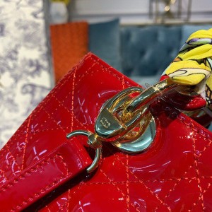Christian Dior Lady Dior Bag 24cm Gold Hardware Patent Leather Spring/Summer 2020 Collection - Image 10