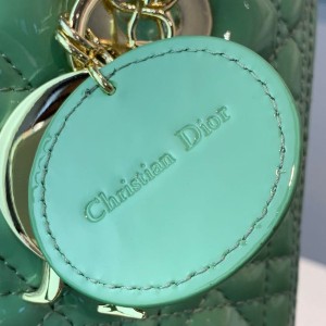 Christian Dior Lady Dior Bag 24cm Gold Hardware Patent Leather Spring/Summer 2020 Collection - Image 10
