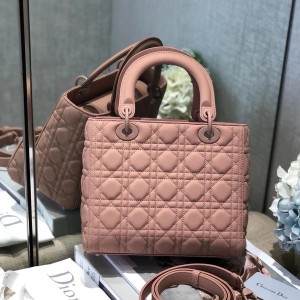 Christian Dior Lady Dior Bag 24cm Matte Hardware Lambskin Leather Fall/Winter 2020 Collection - Image 3