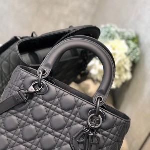 Christian Dior Lady Dior Bag 24cm Matte Hardware Lambskin Leather Fall/Winter 2020 Collection - Image 3