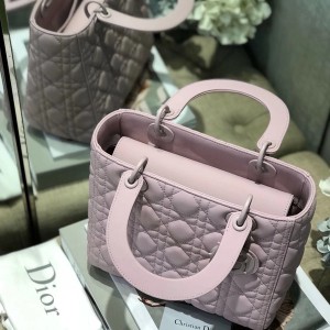 Christian Dior Lady Dior Bag 24cm Matte Hardware Lambskin Leather Fall/Winter 2020 Collection - Image 4