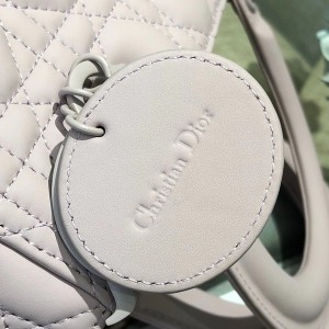 Christian Dior Lady Dior Bag 24cm Matte Hardware Lambskin Leather Fall/Winter 2020 Collection - Image 5