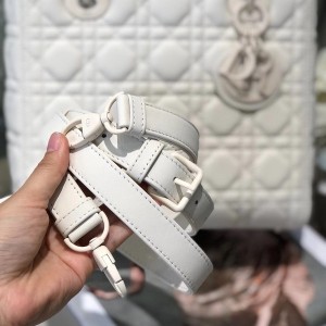 Christian Dior Lady Dior Bag 24cm Matte Hardware Lambskin Leather Fall/Winter 2020 Collection - Image 5