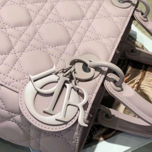 Christian Dior Lady Dior Bag 24cm Matte Hardware Lambskin Leather Fall/Winter 2020 Collection - Image 6