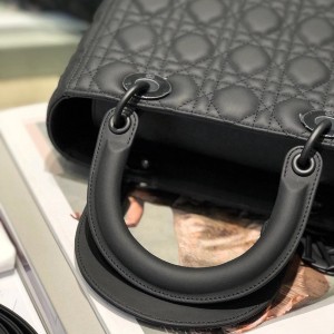 Christian Dior Lady Dior Bag 24cm Matte Hardware Lambskin Leather Fall/Winter 2020 Collection - Image 6
